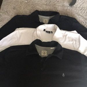 3 volcom shirts ! All 3 for 10$
